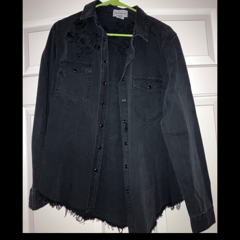 For the republic black shirt size 10